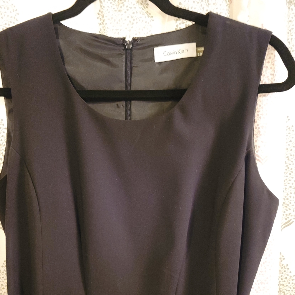 118. Calvin Klein belted dress - Picture 2 of 7